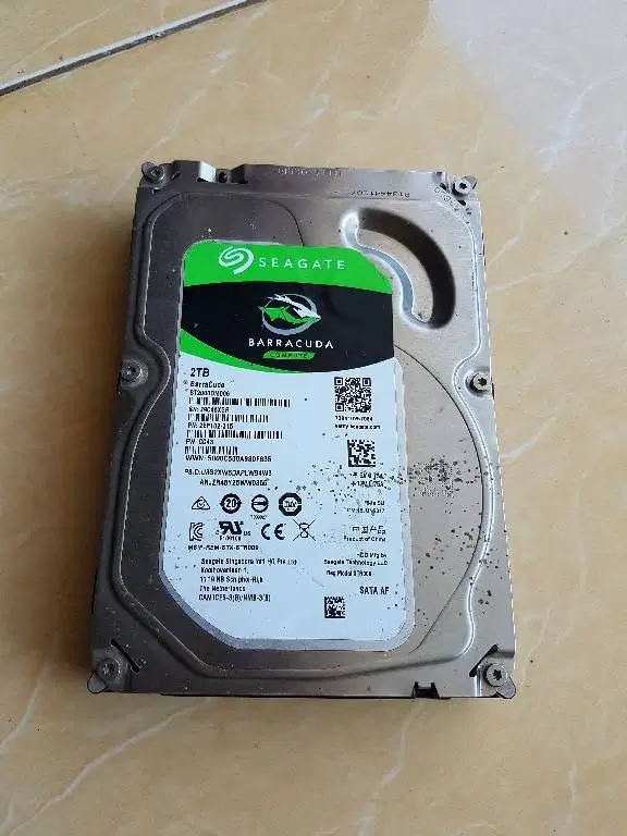 Harddisk Seagate 2tb sata3 sehat 100% pot 779 day