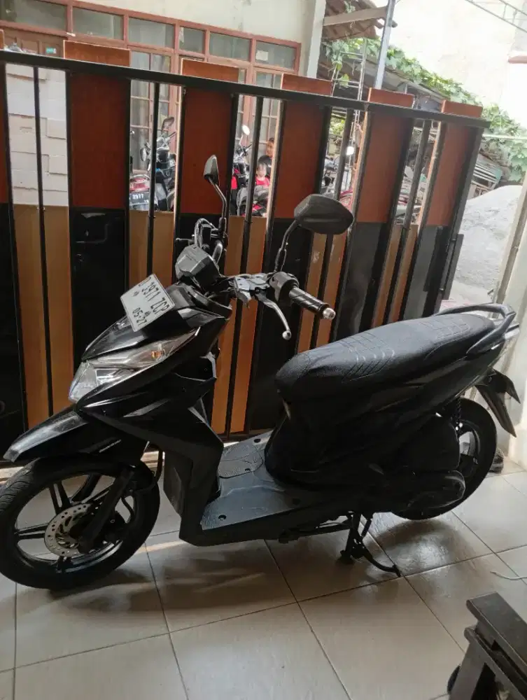 Jual beli motor beat