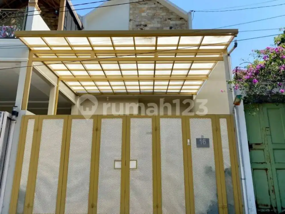 Rumah Bagus di Arcamanik Endah Dekat Antapani Bandung