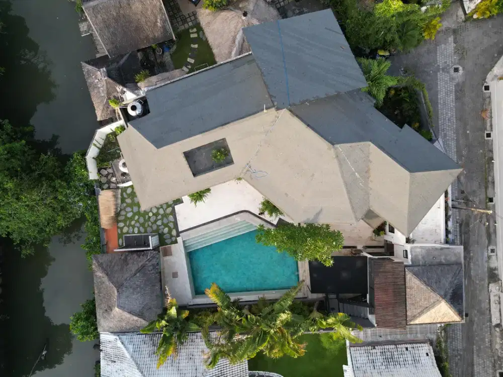 6-Bedroom Villa in Pererenan, Bali