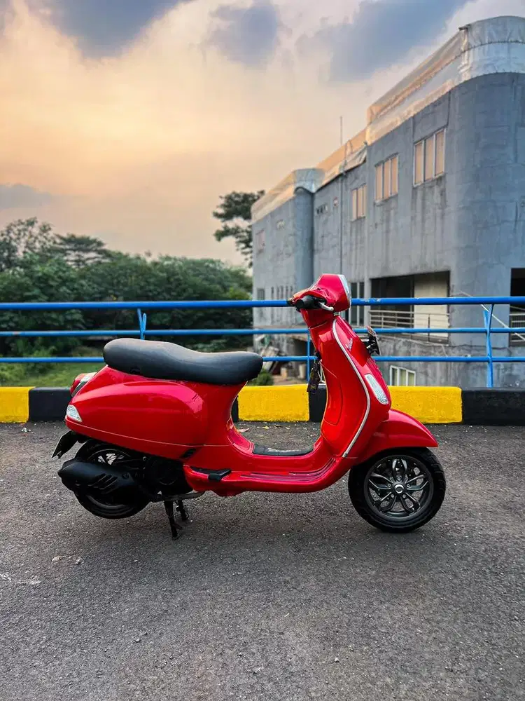 LX 125 IGET FACELIFT 2023