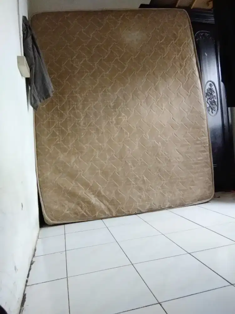 Kasur spring bed kawat