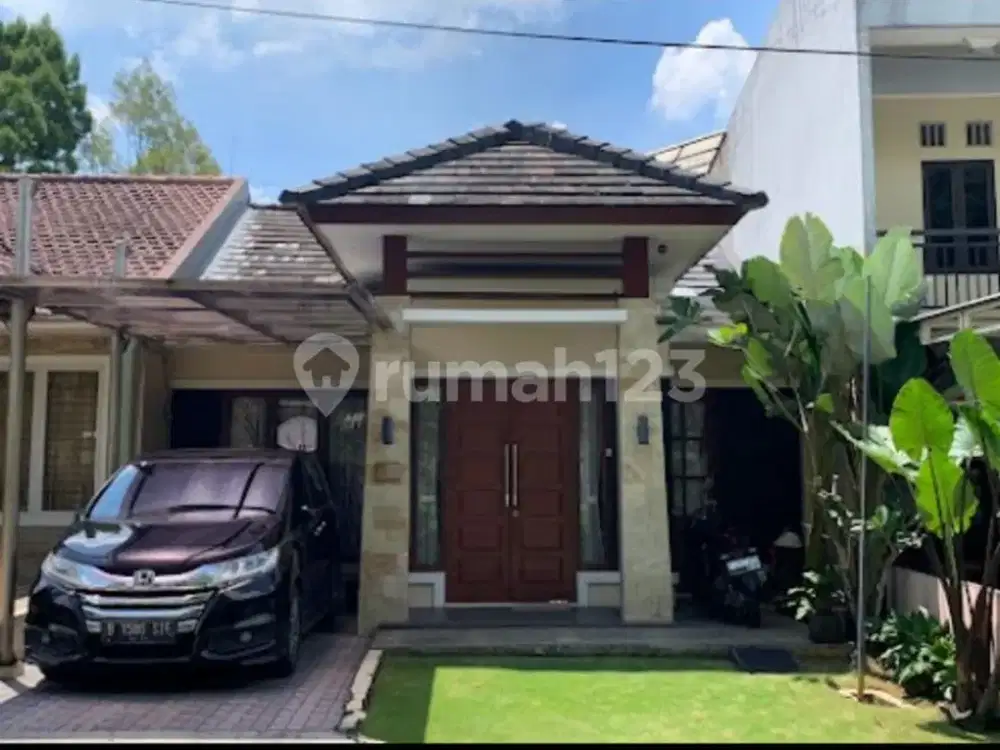 Rumah Cantik Siap Huni di Sentul City
