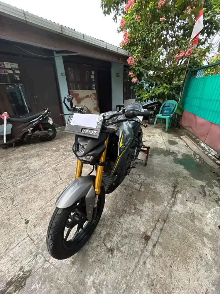 Yamaha Xabre Abu 2016/2017