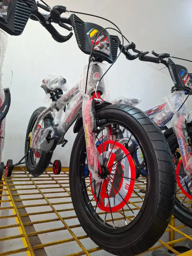 SEPEDA BMX 18 INCH MONTANA ( BAN JUMBO 3.0 )