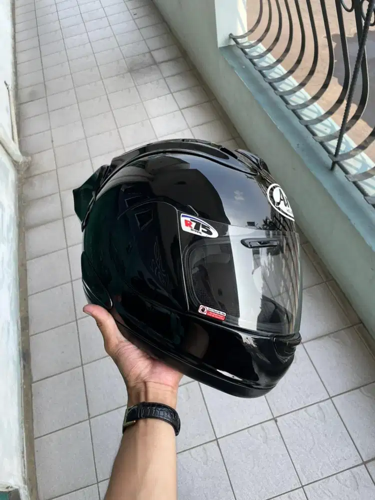 Arai Rx7-Rr5 Black Glossy