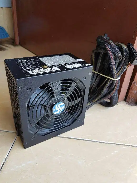 PSU Seasonic SS-430GB 430w 80+ Bronze 8 dan 6 pin vga