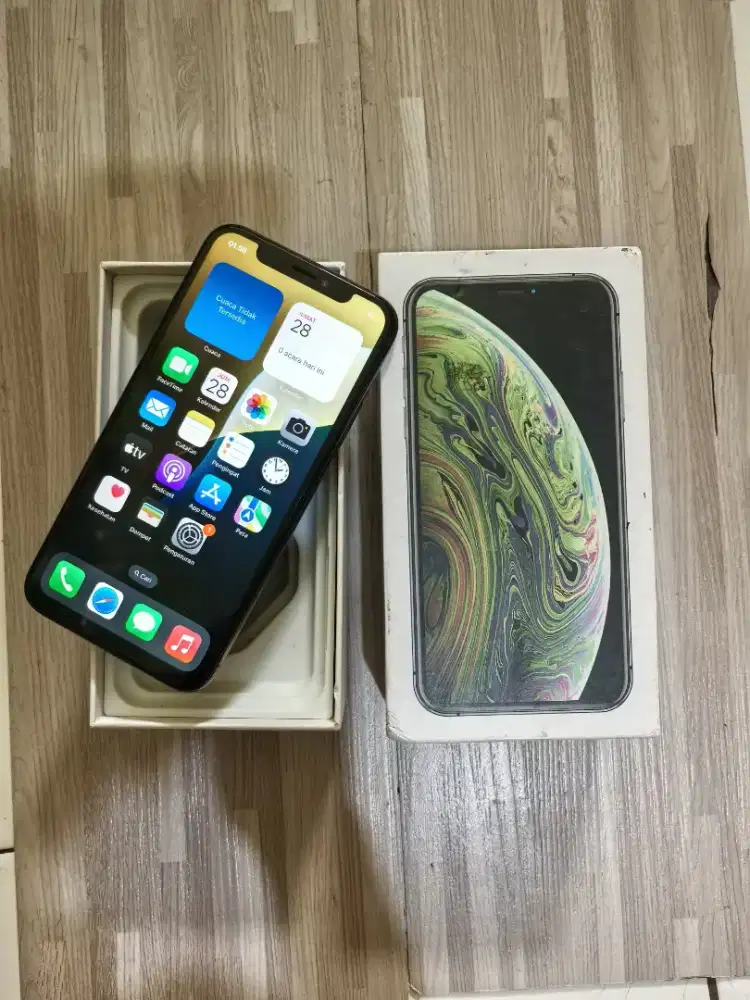 IPHONE XR LENGKAP