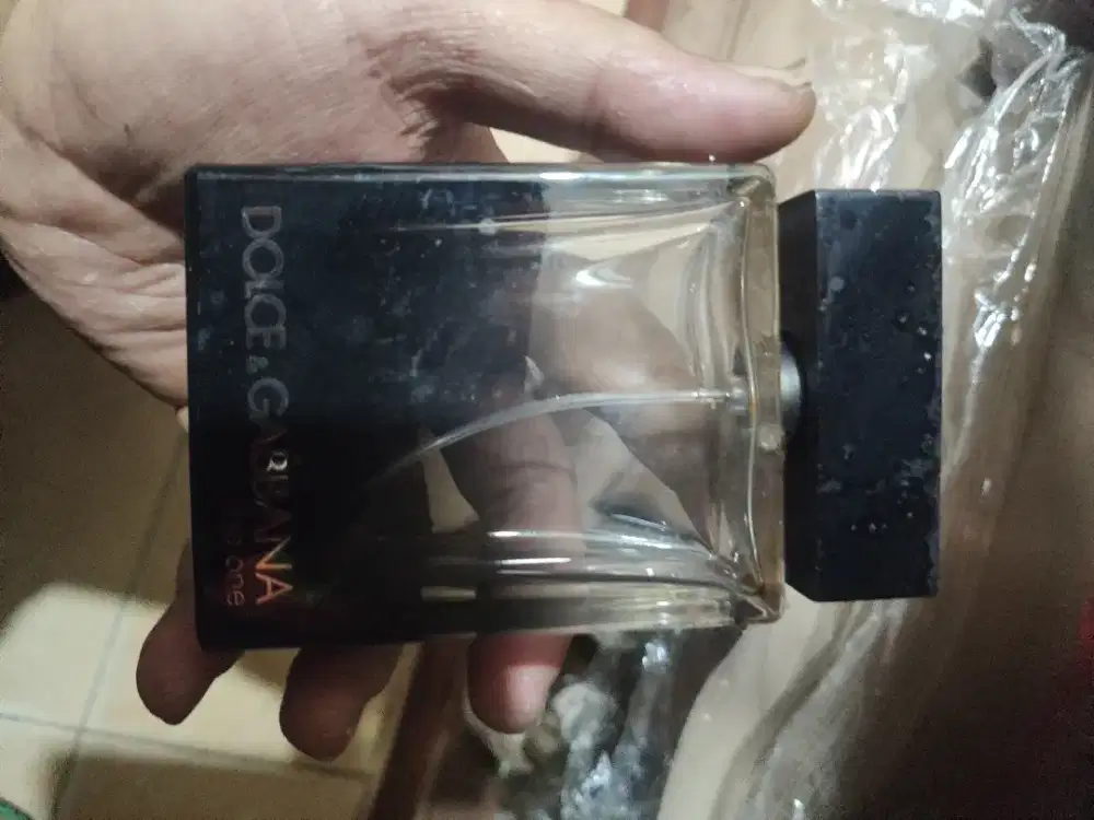 botol parfum bekas