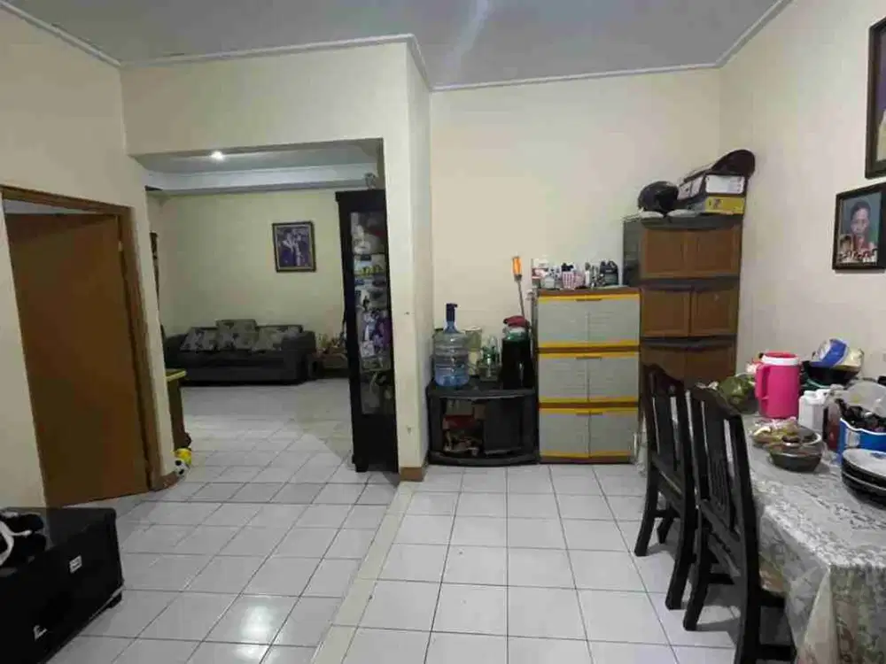 Dijual Rumah di Pasar Rebo, Cijantung, JakaftaTimur;