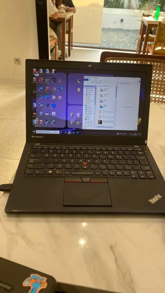 Lenovo X250 Thinkpad Core i5 gens - Ram 8G0 ssd 256glb