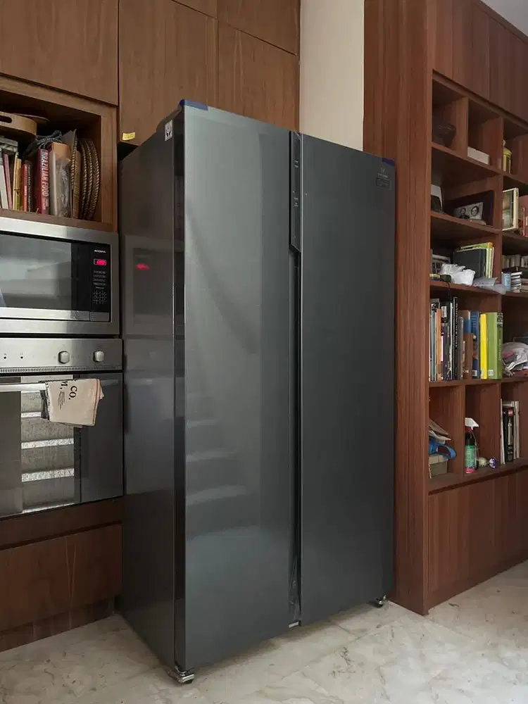 Polytron Kulkas 2 Pintu Side by Side type PRS 521 Y