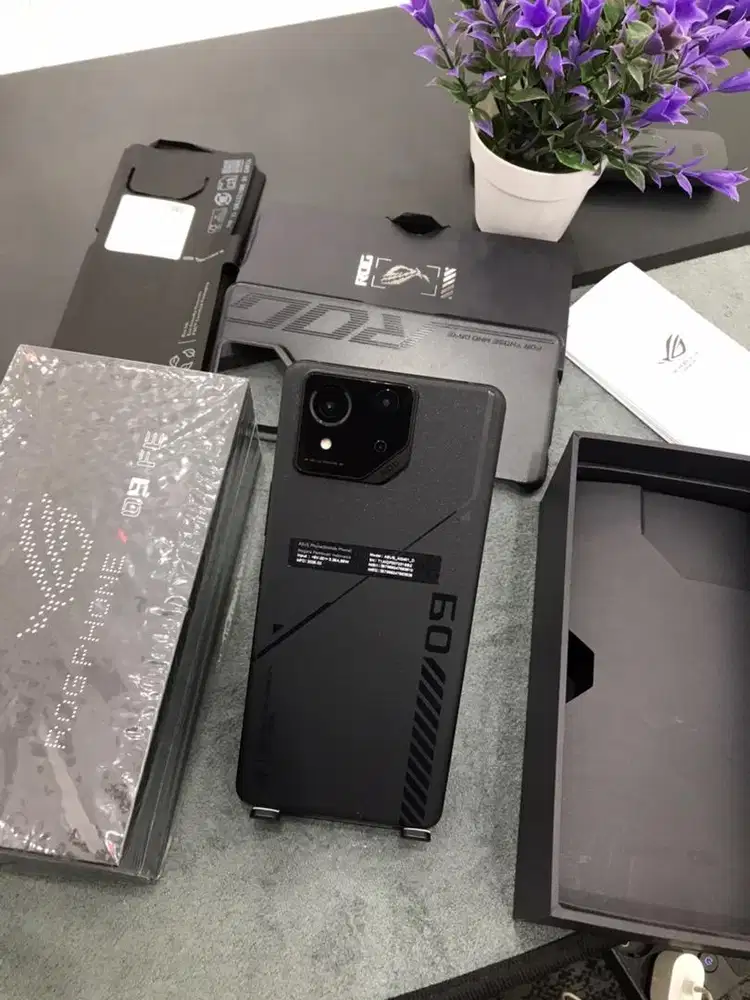Asus ROG 9 Fe 12/512 like new