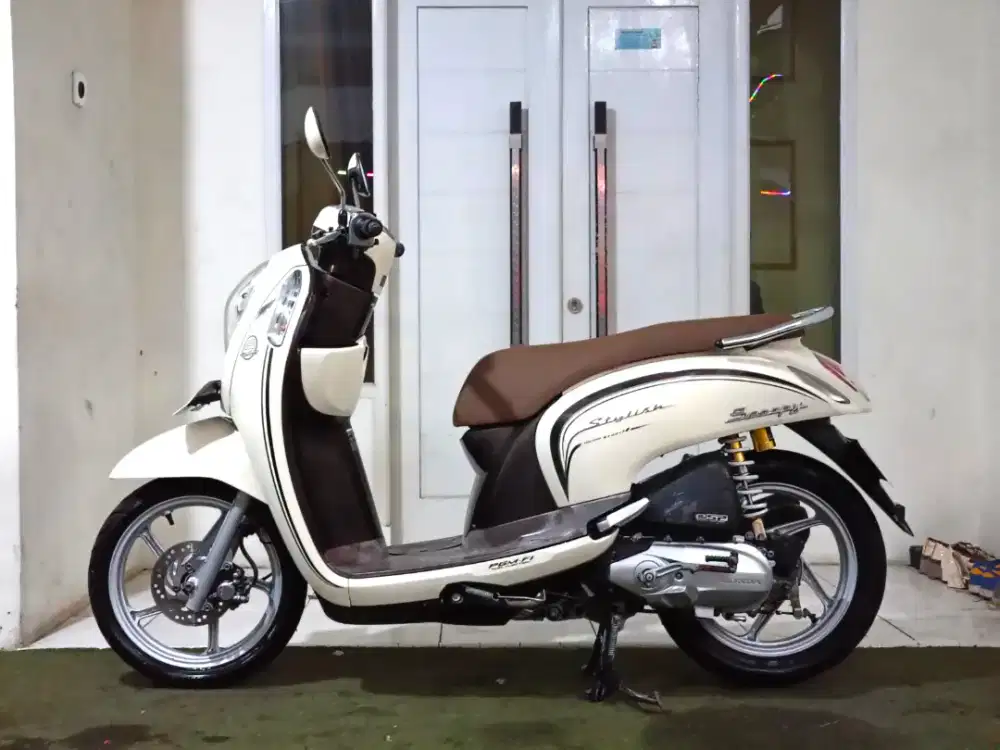 Scoopy stayilse tahun 2016 mulus/tt boleh gan cash lebih bagus