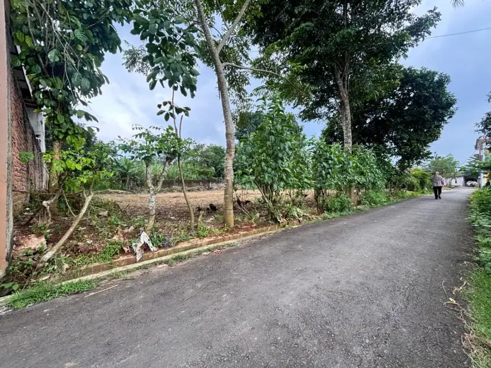 Tanah SHM 1Jtan/m di Legok - 200 Meter Alun Alun - 10 Menit Tol Legok