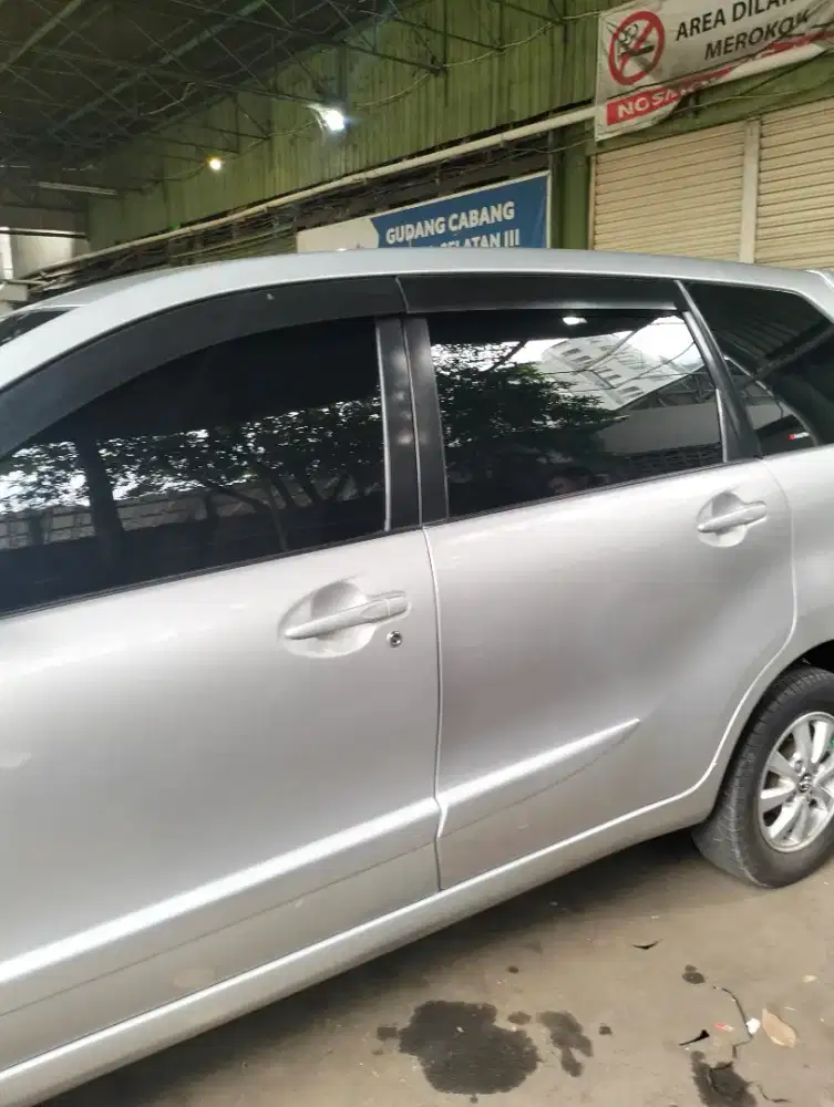 Ahlinya pasang kaca film mobil