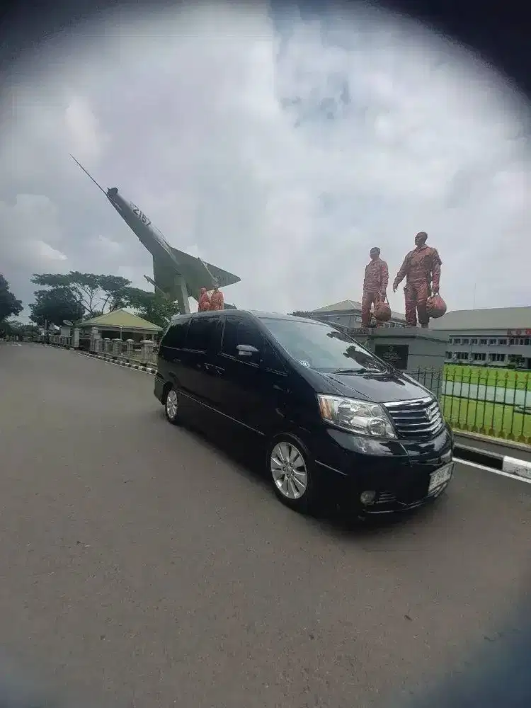 Toyota Alphard 2.4 ASG Premium Sound 2005 – Sunroof, Terawat