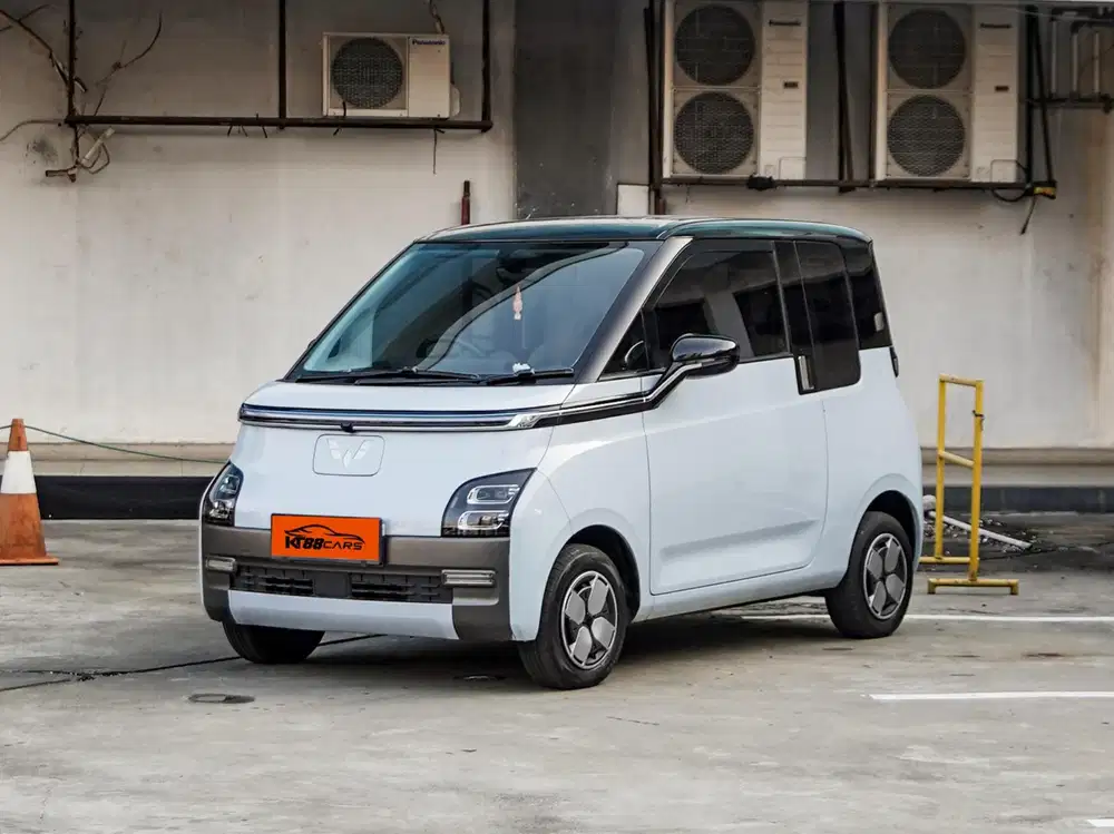 Wuling Air Ev Long range Pro 2023 biru