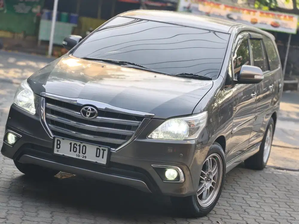 ‼️DP20jt‼️ Innova V 2.0 Bensin Matic 2014 Barong