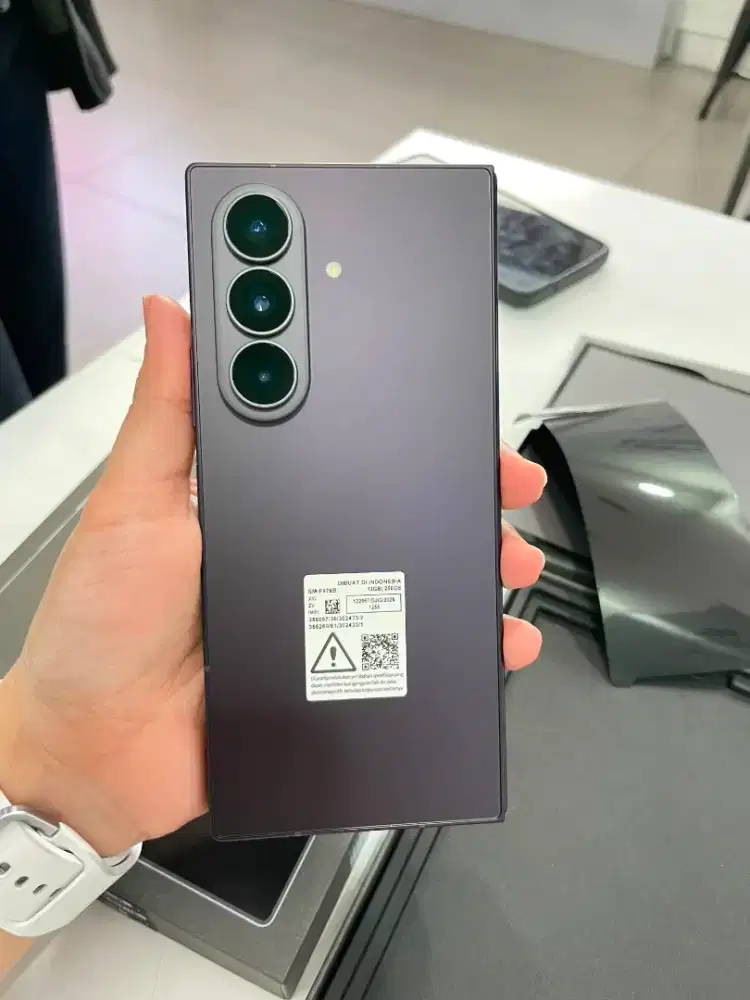 Galaxy Z Fold 8 Ultra 12/256