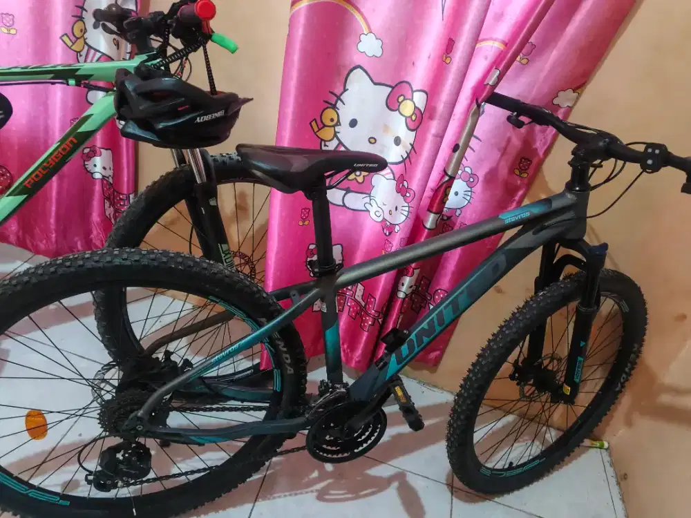 Sepeda united stavros 27,5. Like new