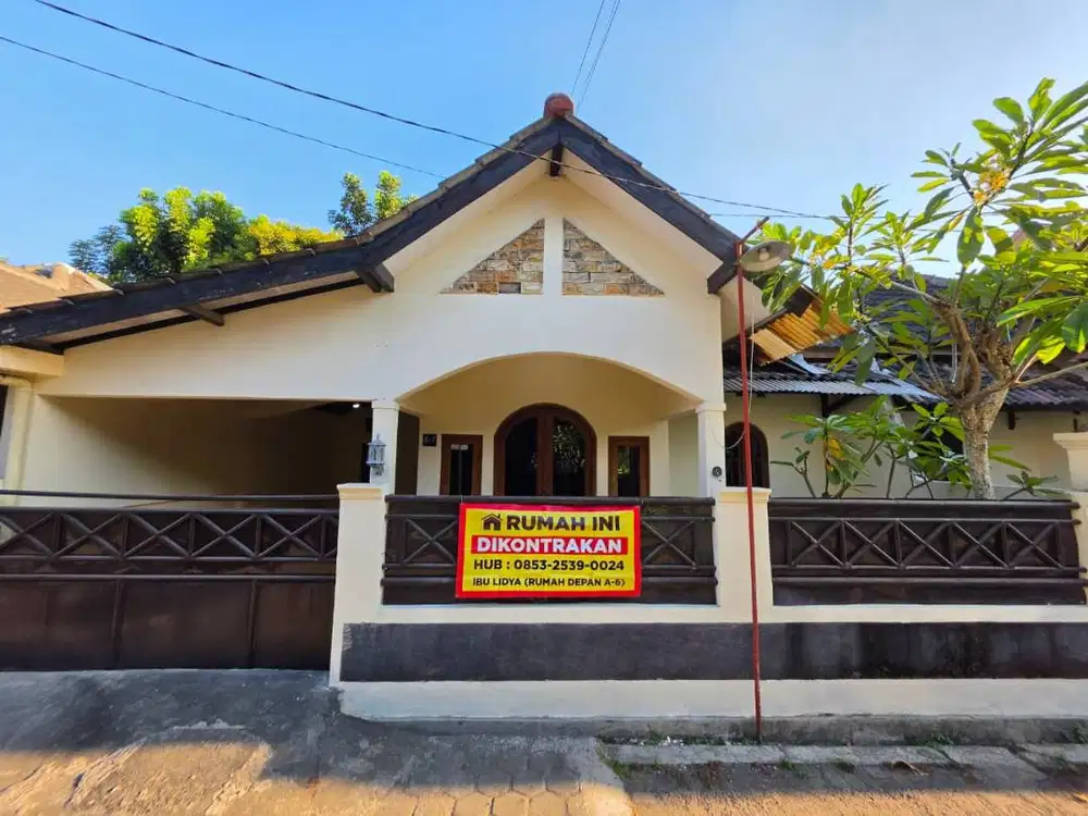 Disewakan Rumah Strategis di Ring Road Utara – Belakang RS JIH & Polda