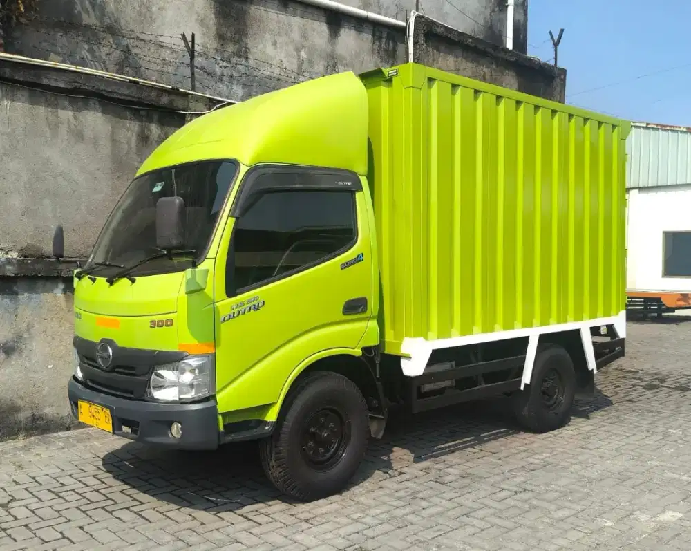 Jual truk bok 4 ban cde Hino Dutro engkel 115SD box besi 2022