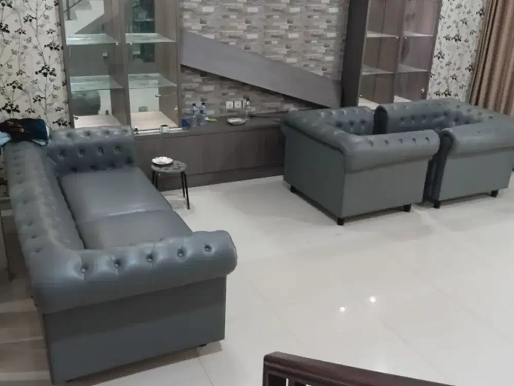 Rumah 2 Lantai Full Furnished di Cluster Buah Batu