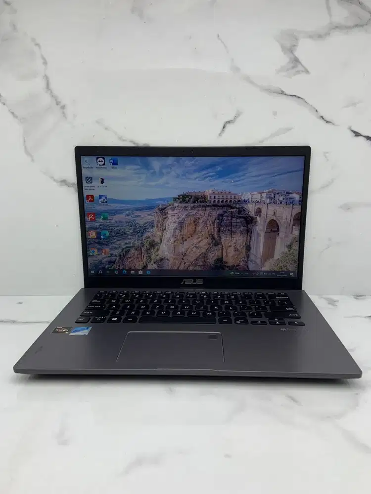 Ryzen 3 dengan RAM 8GB dan Storage Lega, ASUS M409D