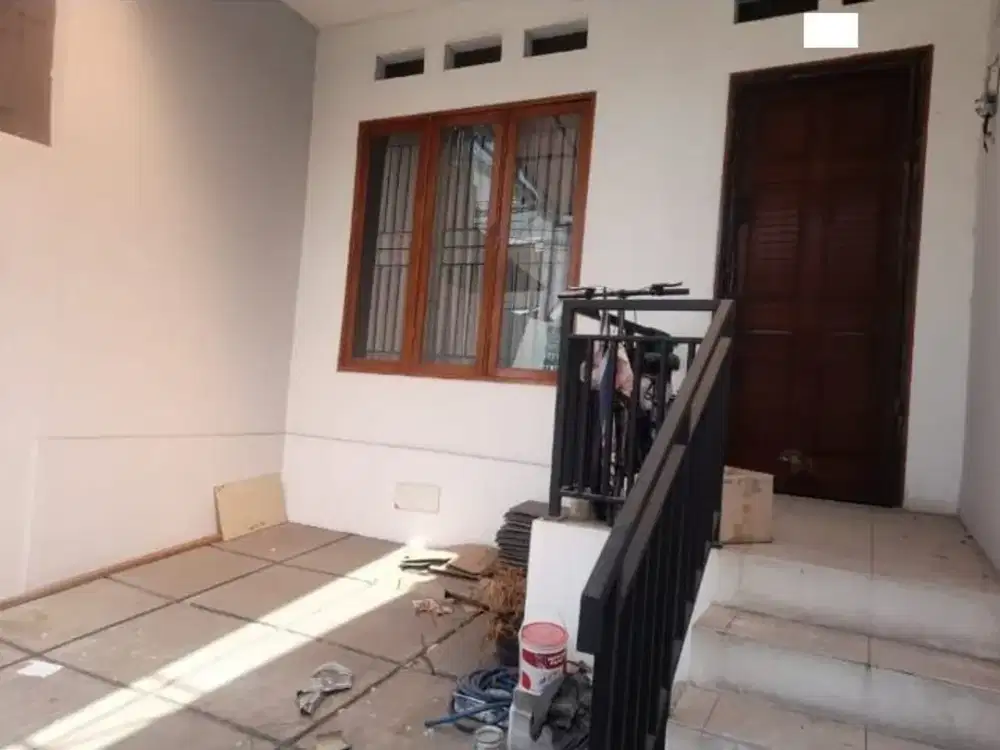 Ss.3901 - Murah !! Dijual Minimalis Luas 75 Siap Huni Hadap Timur Jalan 1 Mobil di BCS Kelapa Gading