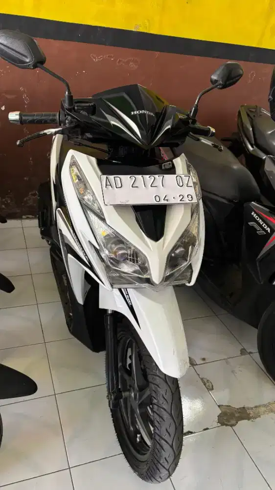 VARIO KZR 125 2014