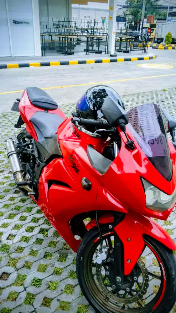 JUAL KAWASAKI NINJA 250R KARBU 2010 SURAT LENGKAP ORIGINAL NORMAL