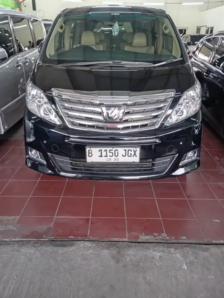 Toyota Alphard 2.4 G AT 2012 Hitam