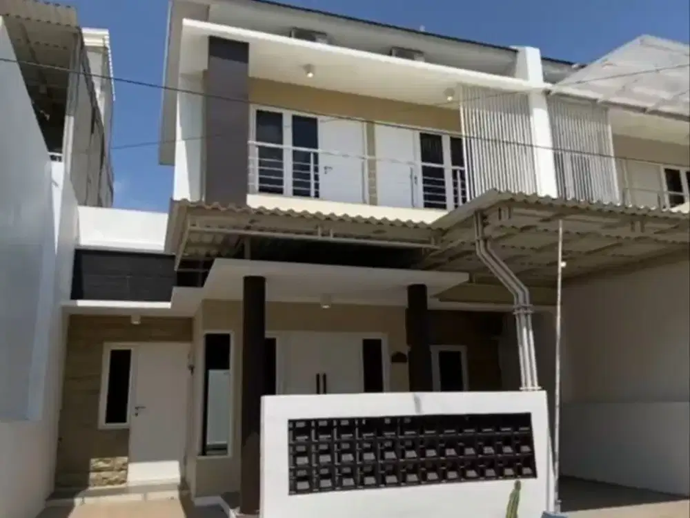 Rumah Pusat kota Sidoarjo dijual. Grand Teratai. Sidoarjo Jawa Timur.
