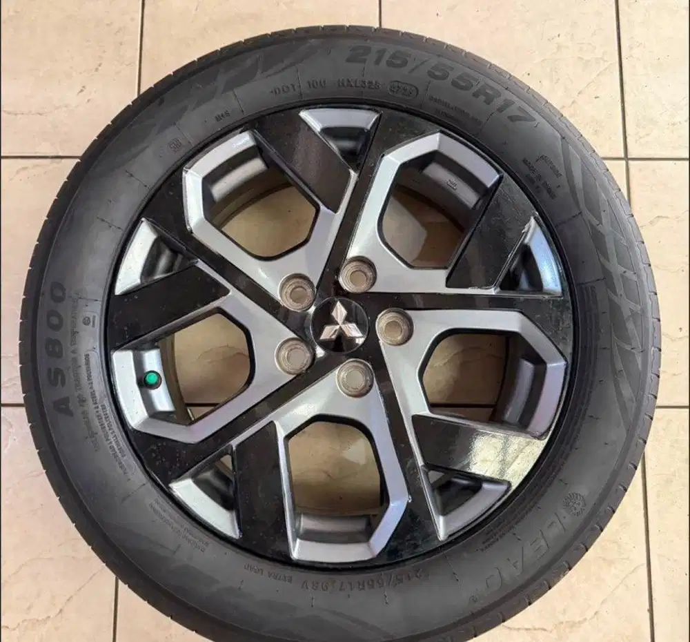 Velg Oem R17 Xpander Cross Facelift