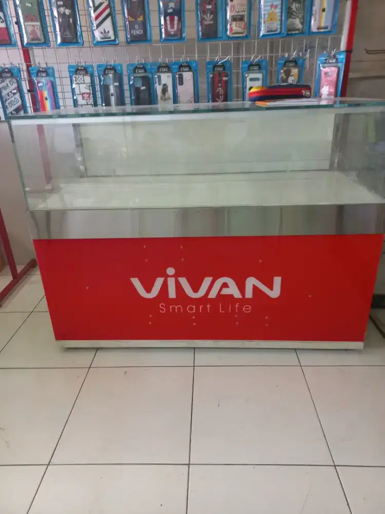 Etalase Vivan like new