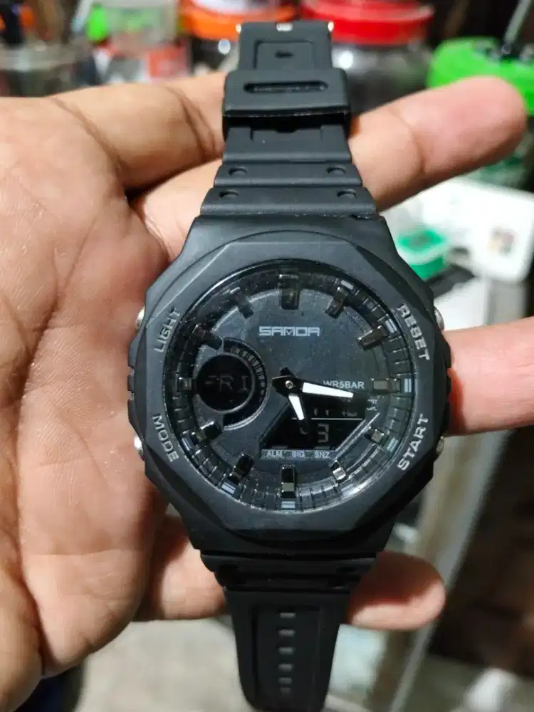 Jam tangan digital+analog merk sanda