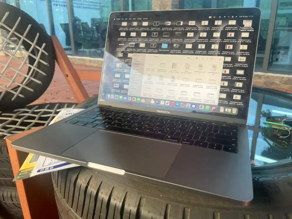 Macbook Pro 2019 13 Inch Touch Bar
