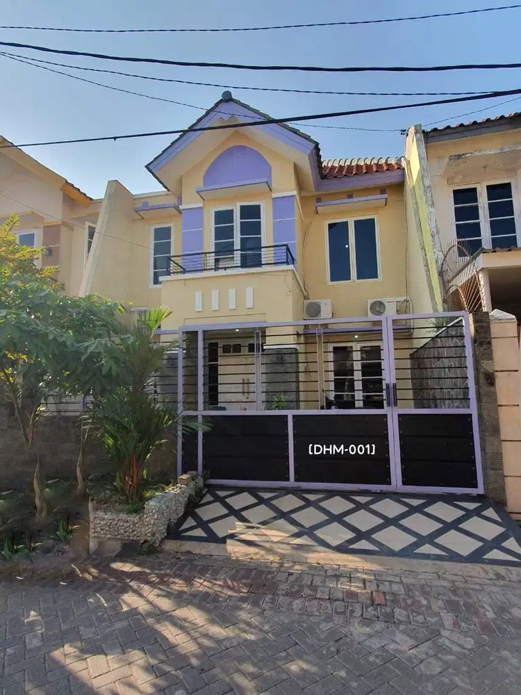 Dijual Rumah Dharmahusda Mas 2 Lantai Siap Huni Bebas Banjir