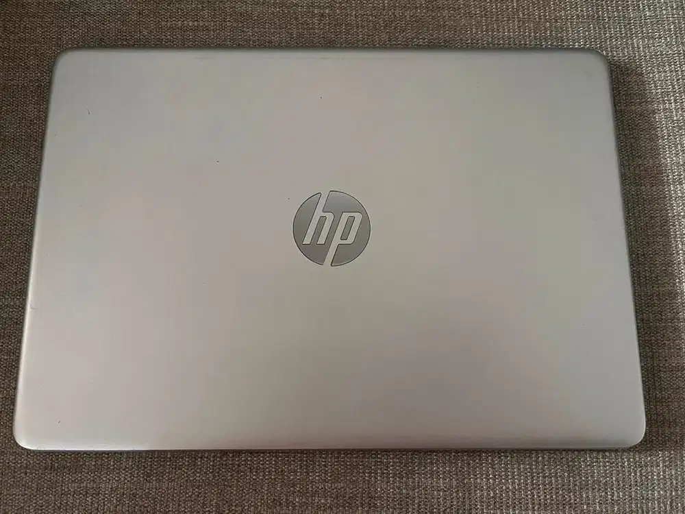 Laptop Hp 14s-cf Intel core i3-7020U RAM 8GB SSD 128GB