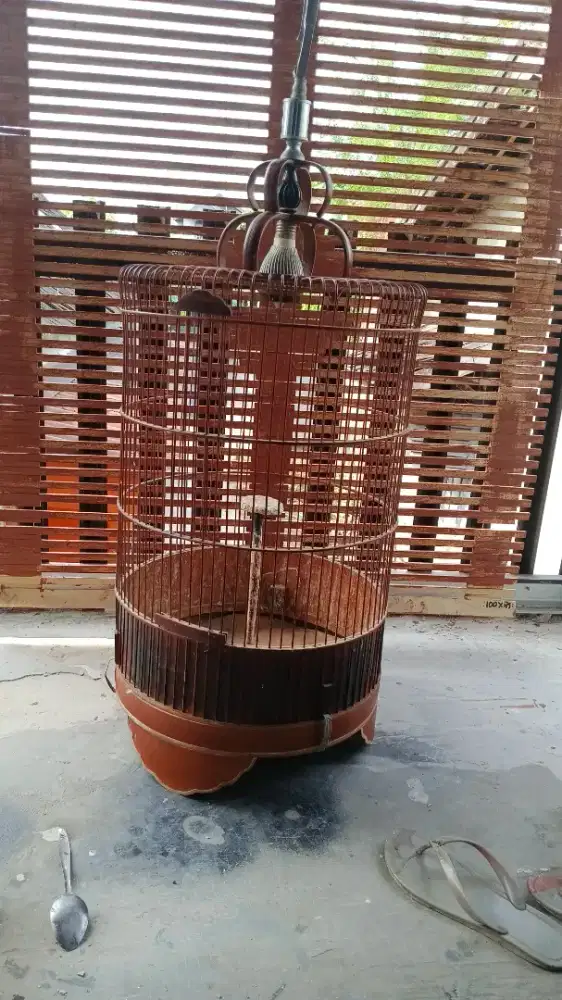 Sangkar burung branjangan