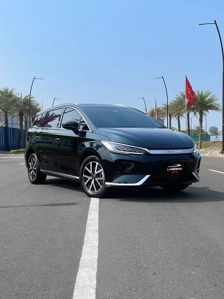 BYD M6 SUPERIOR EV 2025 3 ROW 7S HITAM LOW ODO 2024 LISTRIK FAMILY CAR