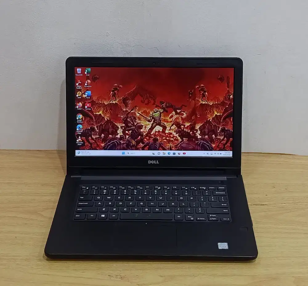 Dell Vostro 3478 Core i5-8250U Radeon R5 RAM 8GB SSD 128GB