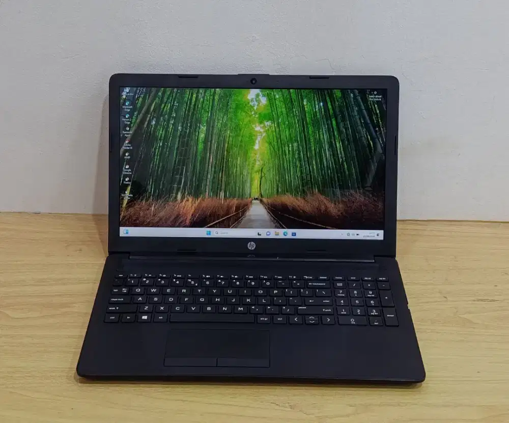 Laptop HP 14-dk0xxx Prosesor AMD E2-9000e RAM 4GB SSD 128GB