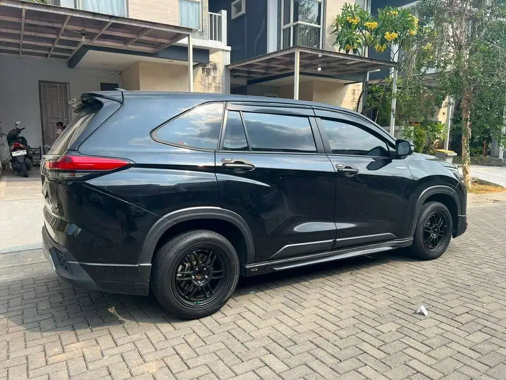 Toyota Kijang Innova 2023 Hybrid