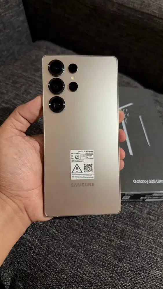 Samsung S25 Ultra 12/512