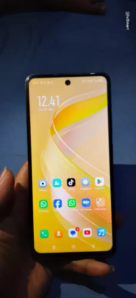 Bismillah...Dijual Hp Infinix Smart 8 Ram 4+4/128gb.