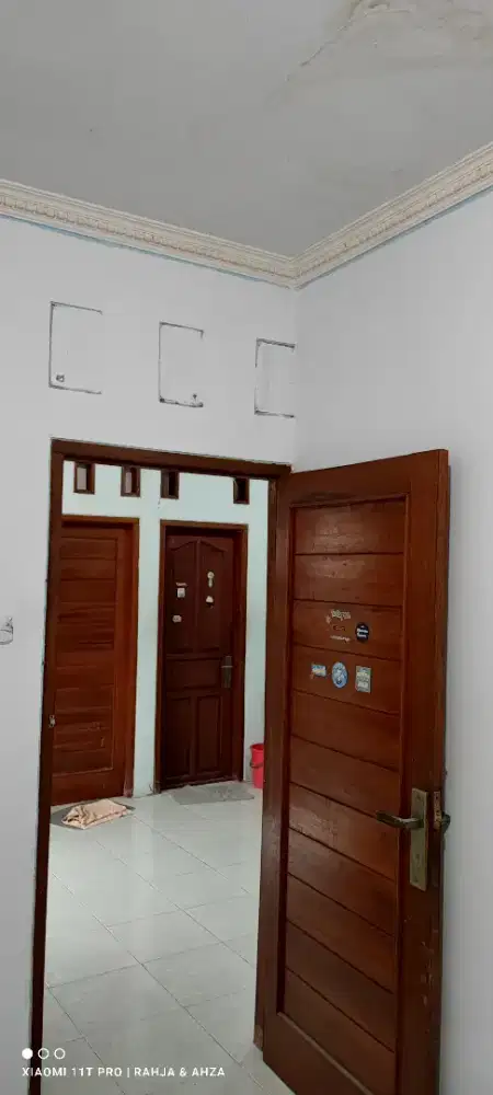 KOST AC KHUSUS PRIA KAMAR DI LANTAI 2 LOK PALMERAH JAKBAR