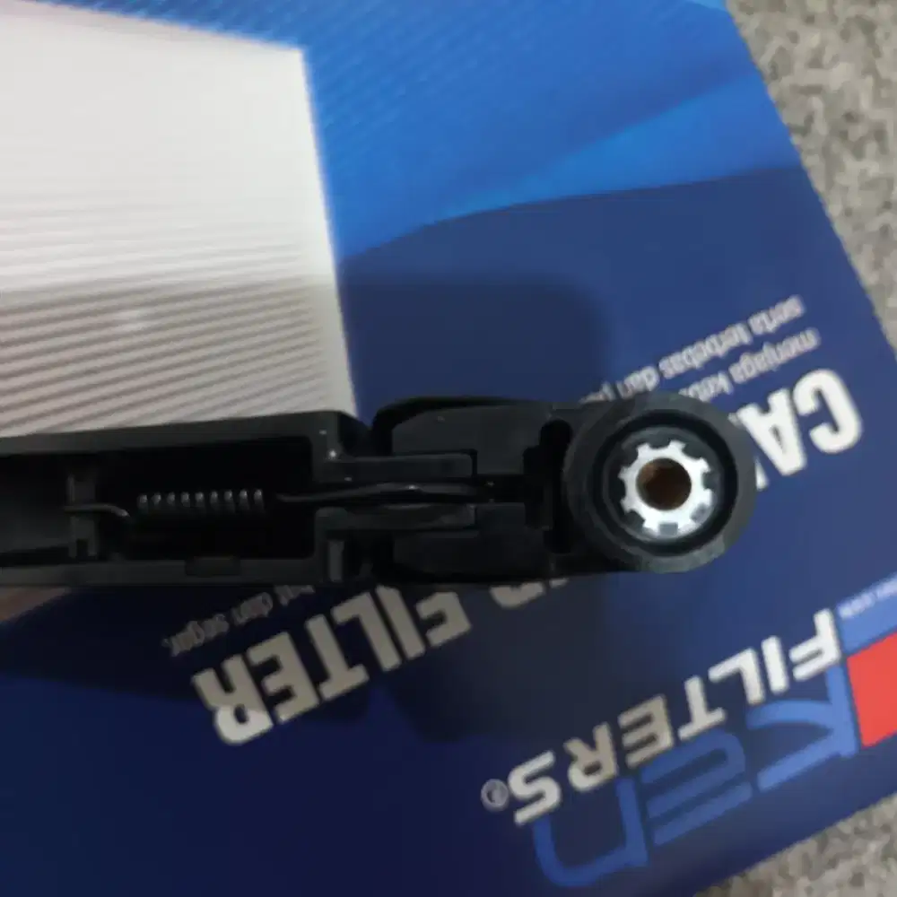 Gagang wiper belakang Toyota Rush