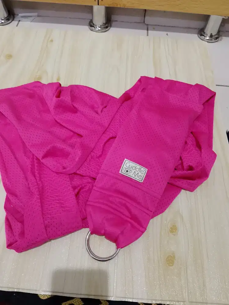 gendongan Cuddle me ring sling